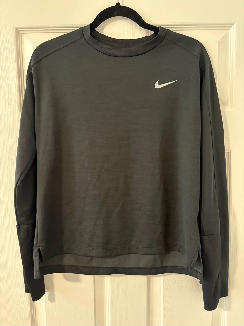 Nike Running Shirt Men's Medium Black Dri-FIT Long Sleeve Top Athletic Gym Sport